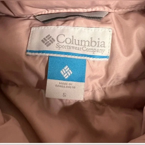 Columbia Women's Pink Puffer Jacket with Faux Fur Hood - Picture 4 of 4